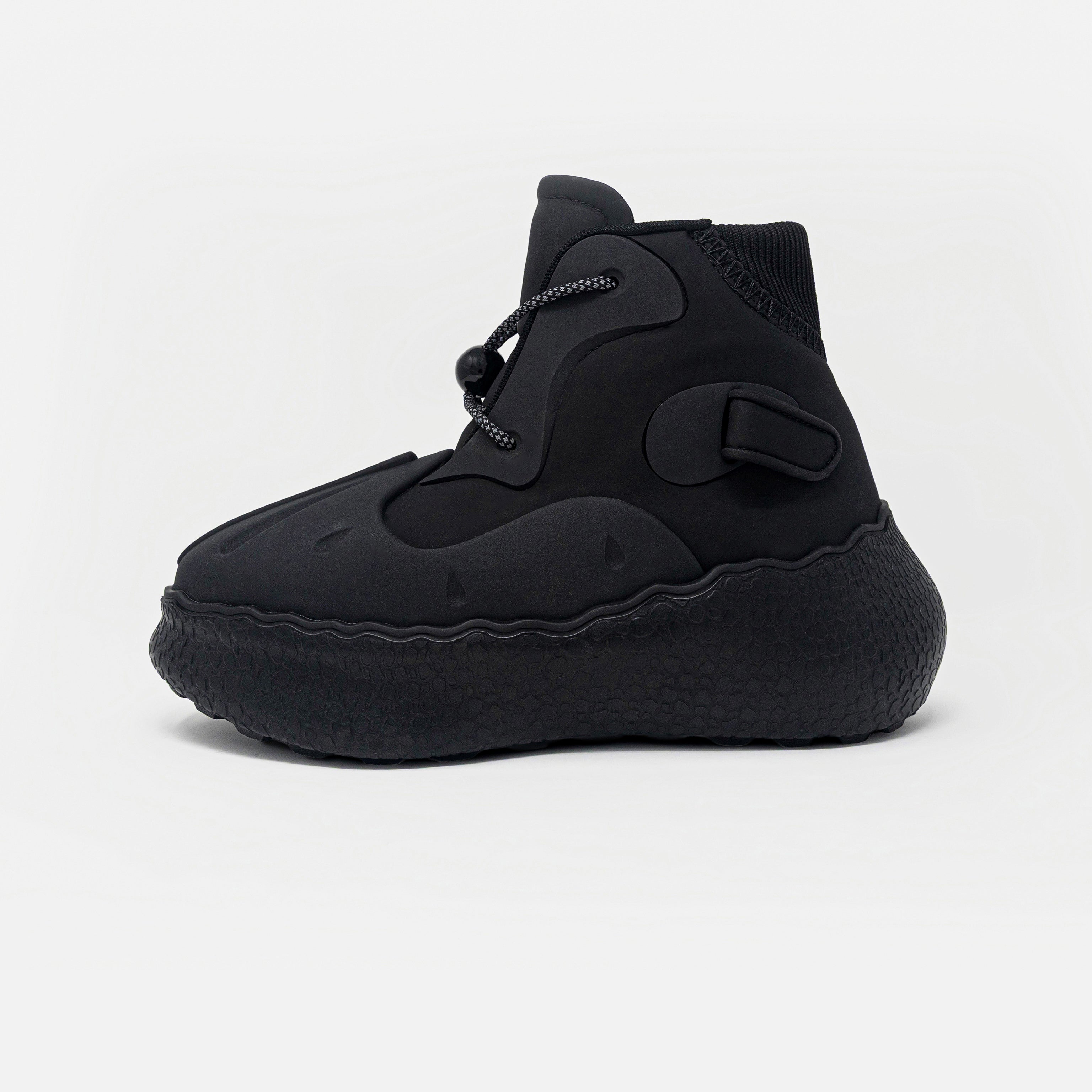 FCTRY LAb Stomper Triple Black Review: A Rugged All-Black Urban Boot for 2026