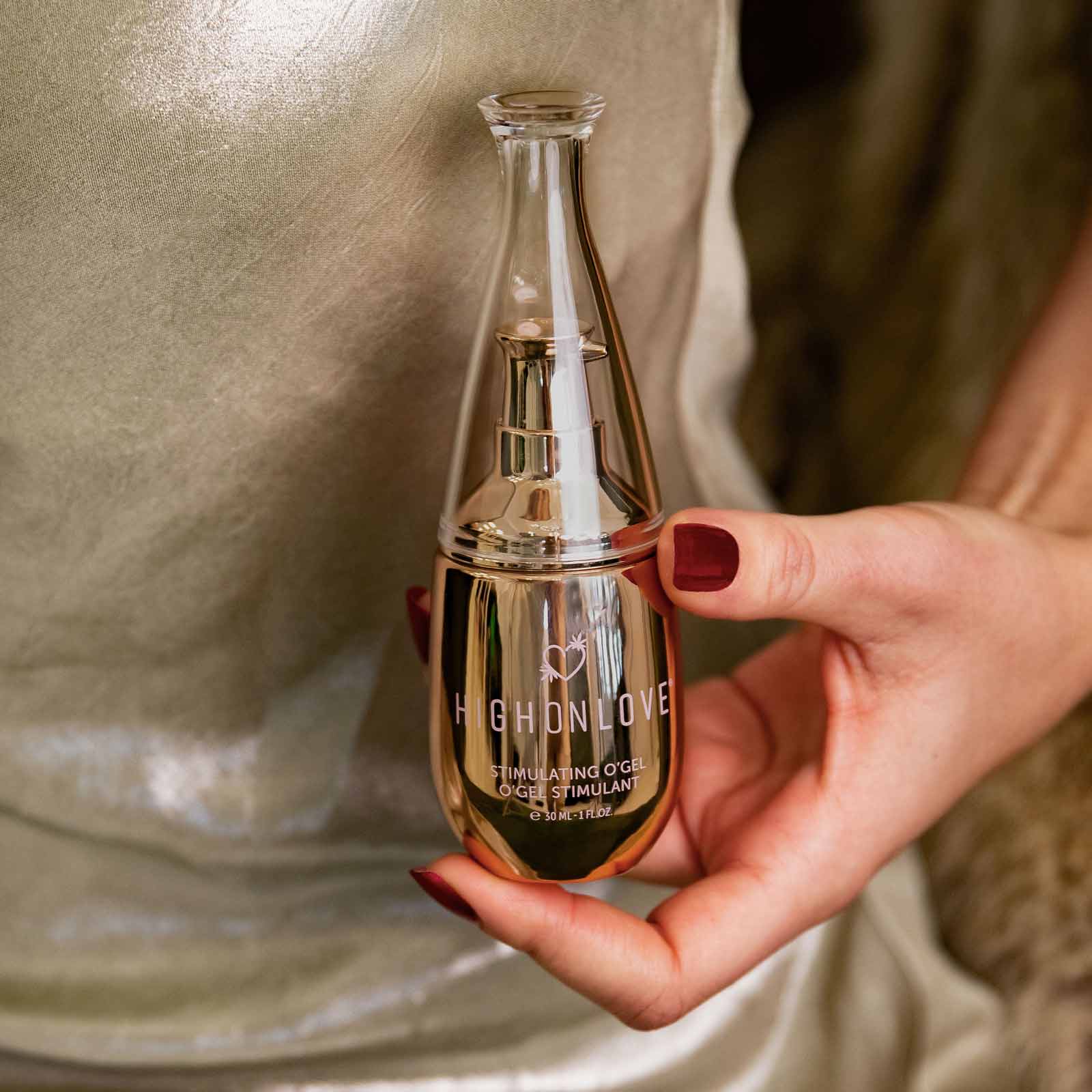 HighOnLove Stimulating Sensual Oil Review: Intimate Wellness