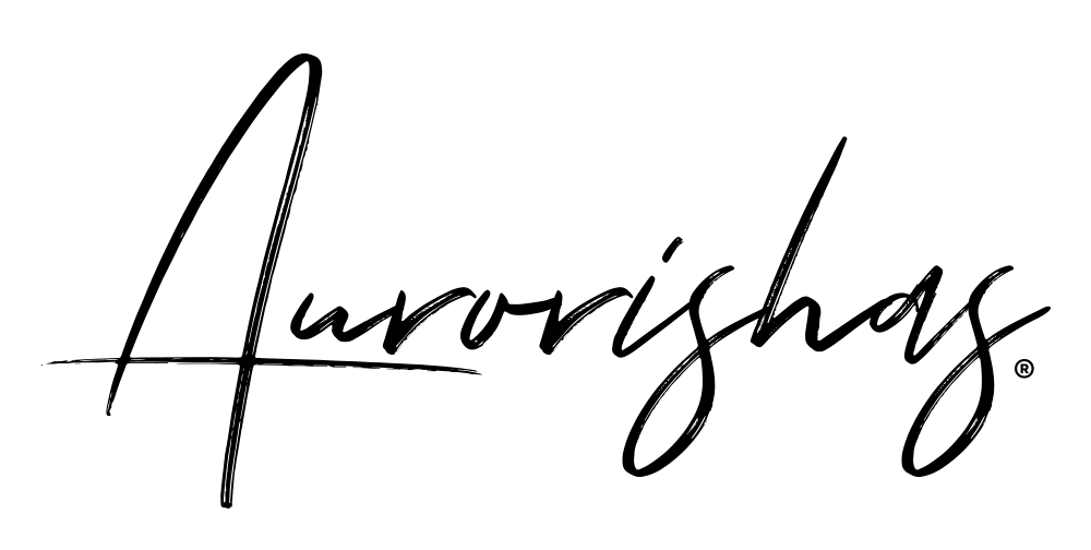 Isha Lashes logo