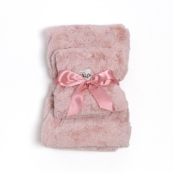 KeikiCo Baby Blanket Bundle Review: The Softest Baby Gift I've Given