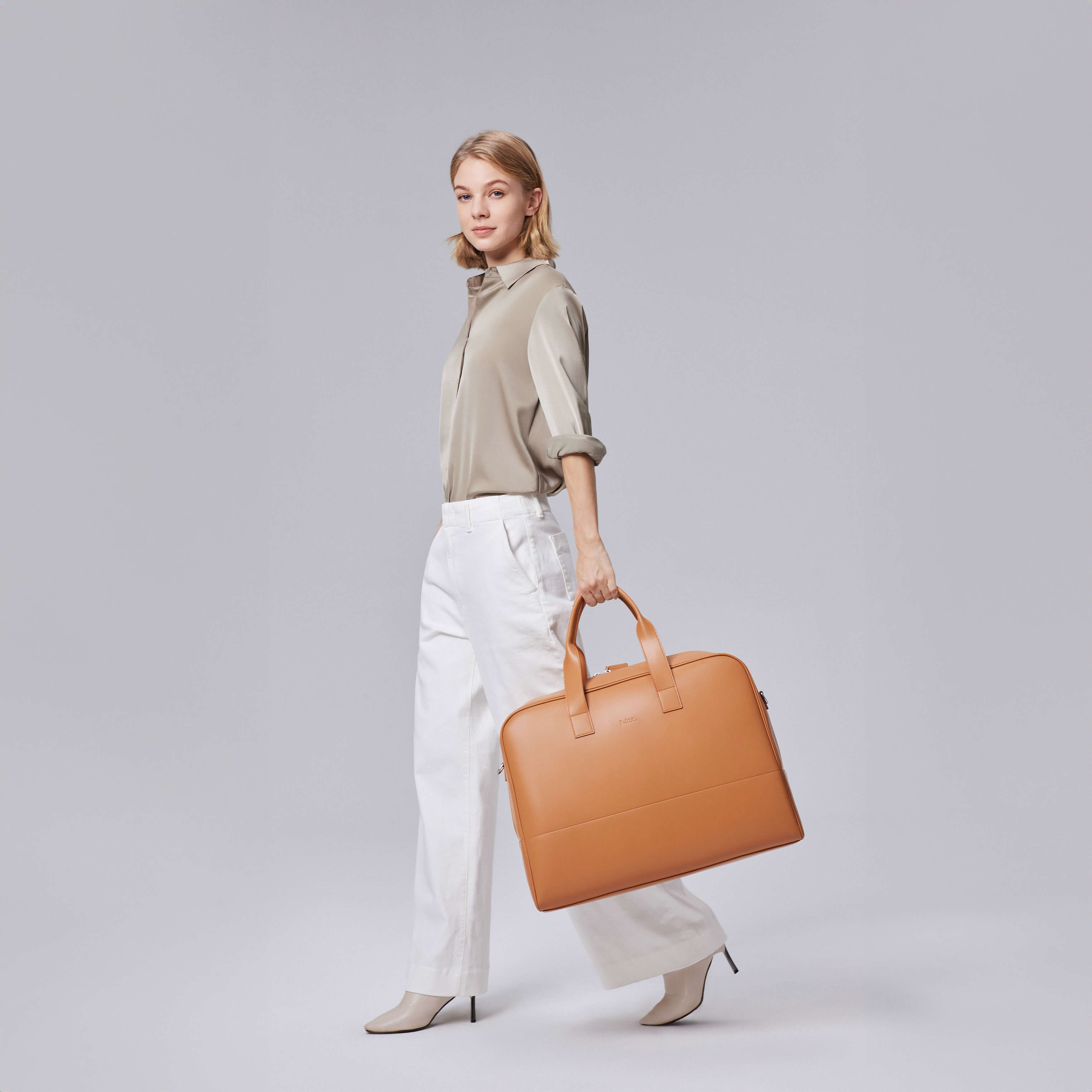 Nex Journey Weekender Amber Review: A Travel Bag Built for Real Trips