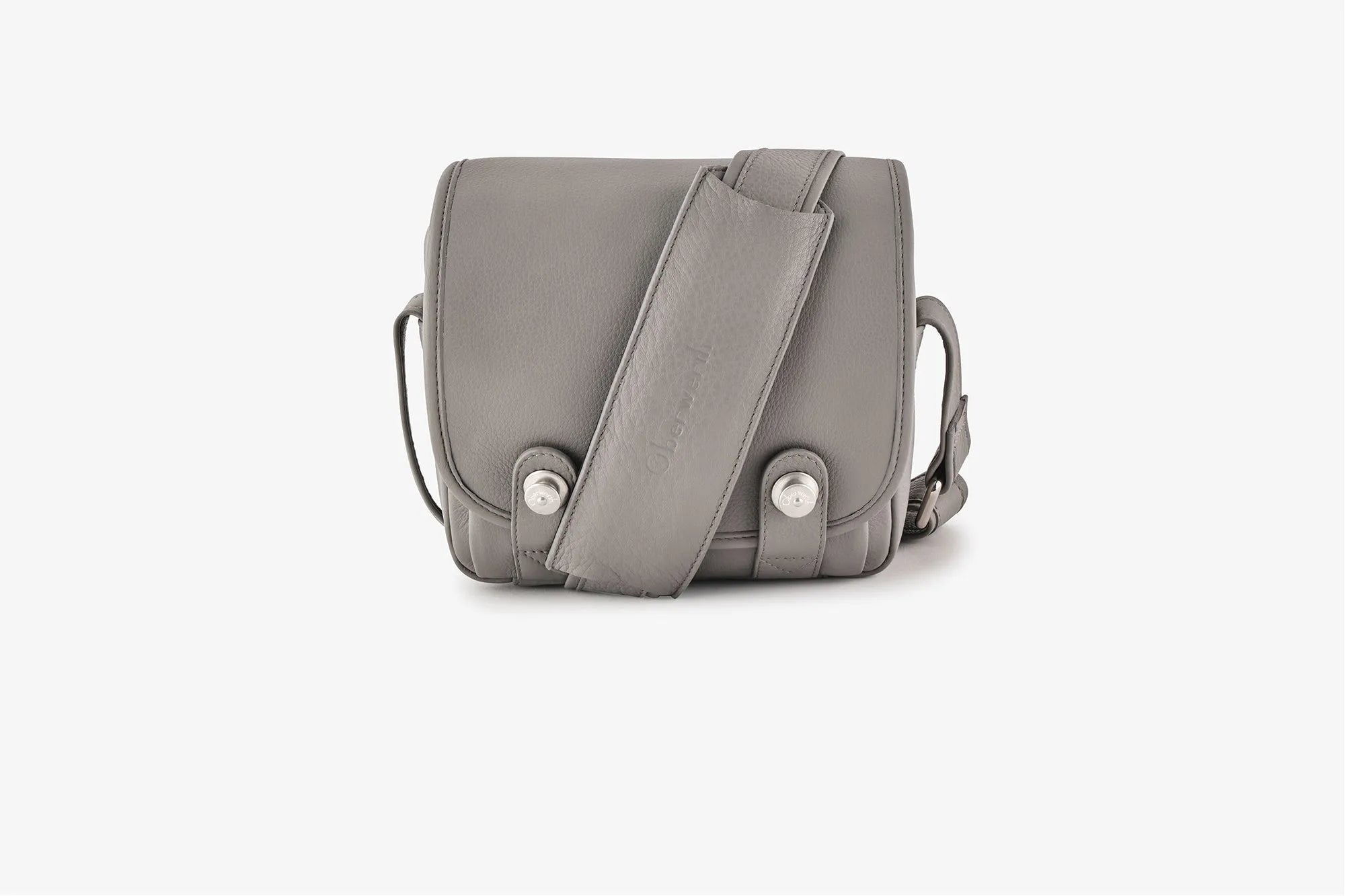 Oberwerth The Q Bag Review: The Handcrafted Leather Case My Leica Q3 Deserved