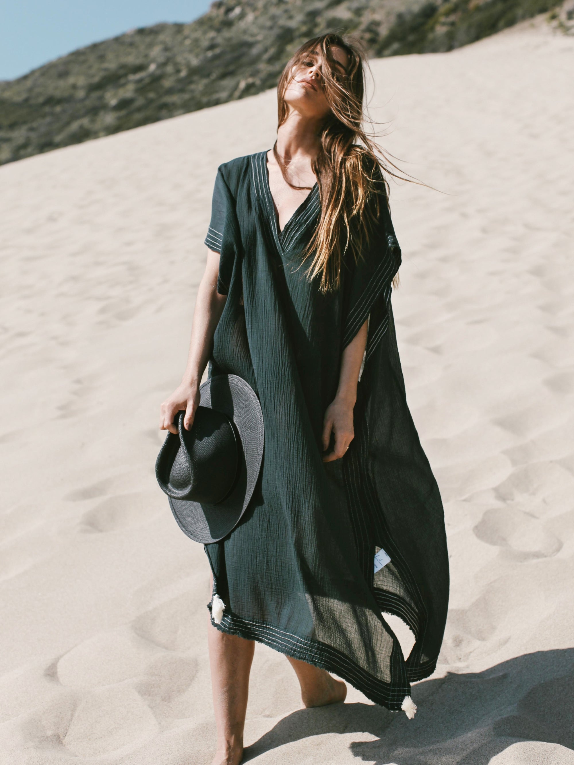 The Handloom Ela Kaftan Black Review