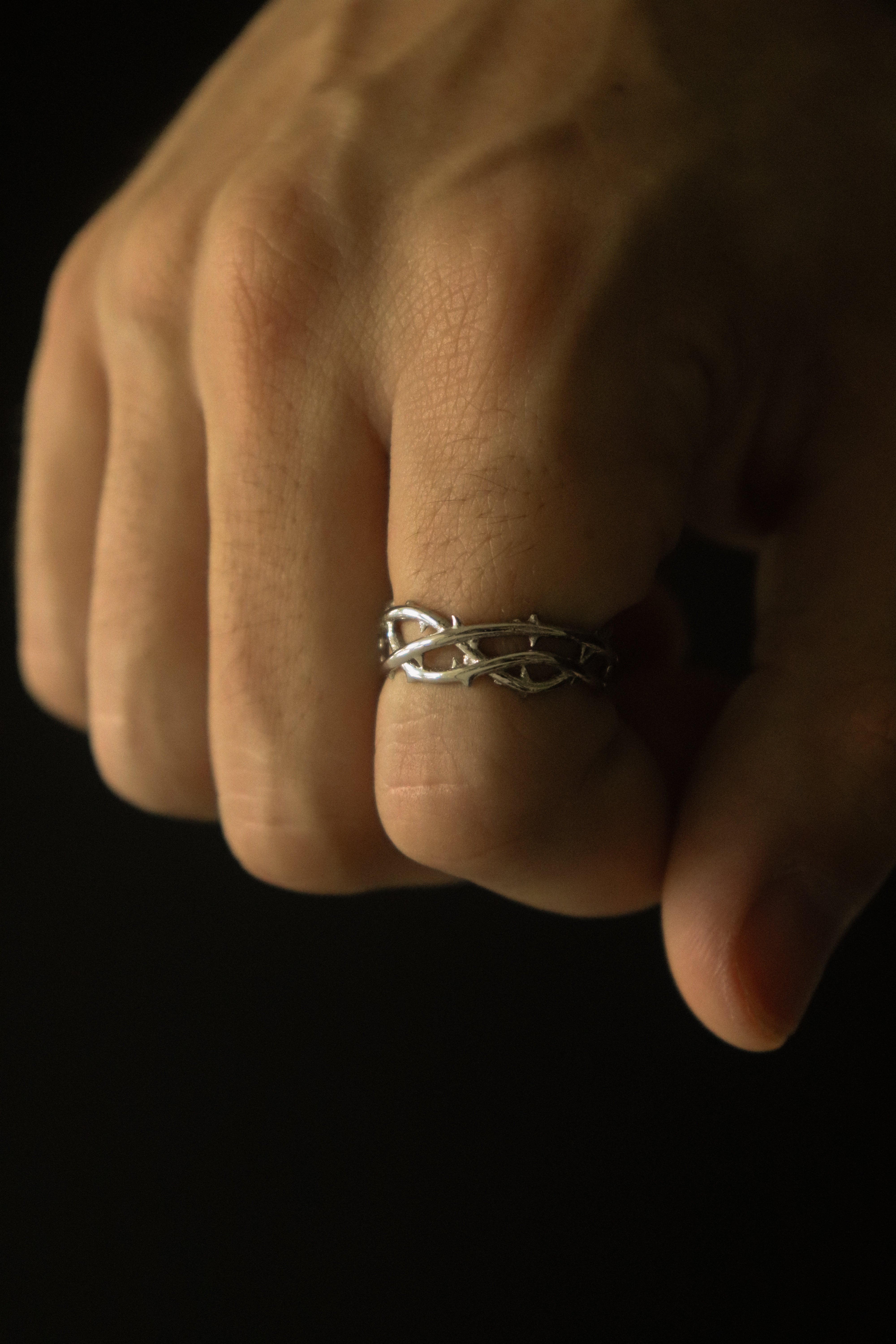 YORDY Silver Barbwire Ring Review (2026): Is This Edgy Stainless Steel Ring Worth It?